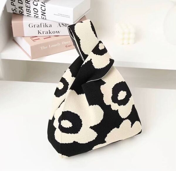 新品 ニット トートバッグ 花柄 ランチバッグ ニットバッグ ミニ サブ エコバッグ 可愛い 可愛い ブラック お洒落