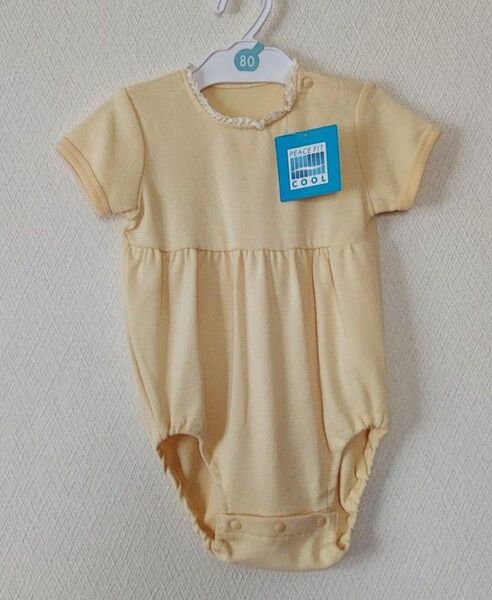 80 新品 ベビー服 半袖ドレスオール ロンパース 接触冷感 クリーム色