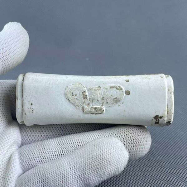 收集品 上古石器 古玉 鶏骨白 良渚文化 神人面紋 根付 置物 玉礼器