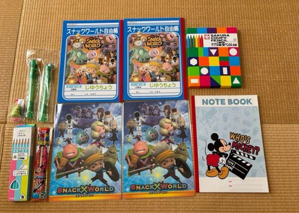 サクラ クーピーペンシル 12色 自由帳 下敷き ボールペン