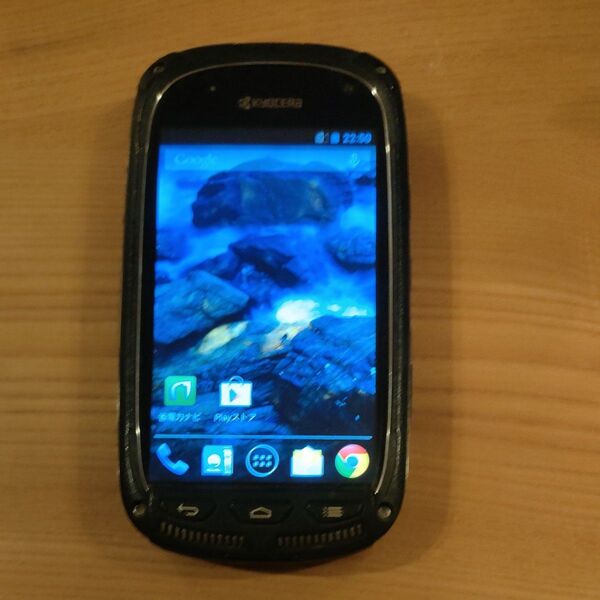 スマートフォン 京セラ タフネススマホ SKT01 SIMフリー スマホ 動作確認済 美品