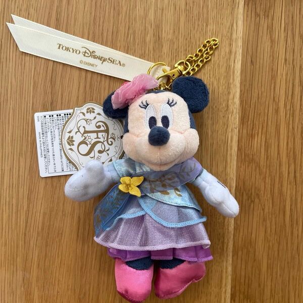 TDS ディズニーシー ファンタジースプリングス ミニーマウス ぬいぐるみバッジ