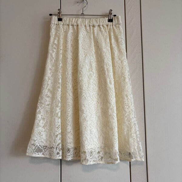 【未使用新品】Anysis エニィスィス フレアスカート 刺繍レース 花柄
