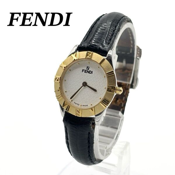FENDI 2000L クォーツ式 腕時計 クオーツ ホワイト ゴールド ブラック FFロゴ フェンディ 白文字盤