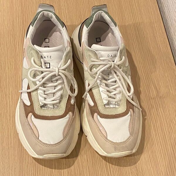 D.A.T.E. FUGA デイト スニーカー サイズ25.5㎝ 39