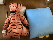 【最終値下げ】【B003】Disney 大きなぬいぐるみ ティガー 　ドナルド枕 クッション　ディズニー_画像2