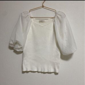 ミッシュマッシュ バルーン袖 ハートネックトップス