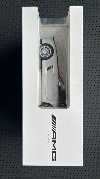 Mercedes-Benz SLS AMG Roadster 1/18ミニカー シルバー