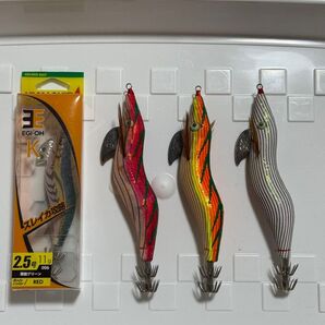 極美品 餌木猿 ノーマル 3.5号 プレミアムネオ エギ王k 2.5号