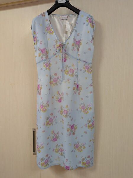 26000円【新品】Max&Co.ワンピース ノースリーブ 花柄 ライトブルー М 11号 水色 イタリア42 結婚式 パーティー