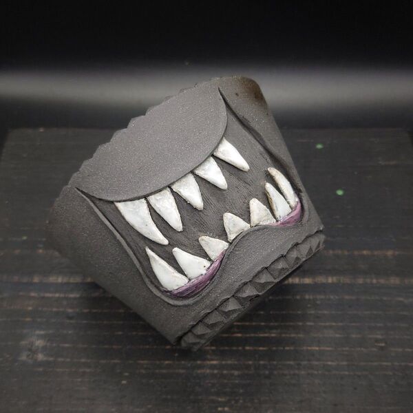 YM63P CELECTオリジナル MONSTER StudsPOT 白歯 モンスター鉢 塊根植物作家鉢 アガベ 灌木 約3.5号