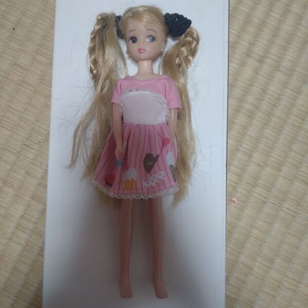 TAKARA リカちゃん 人形