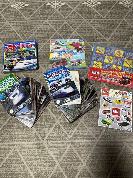 はじめてカード図鑑 新幹線とでんしゃ 1.2 プラレール DVD プラレール 本 トミカ おりがみ シール 新幹線 電車カード