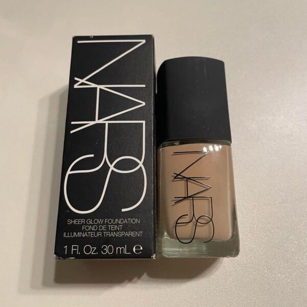 NARS シアーグローファンデーション 6041