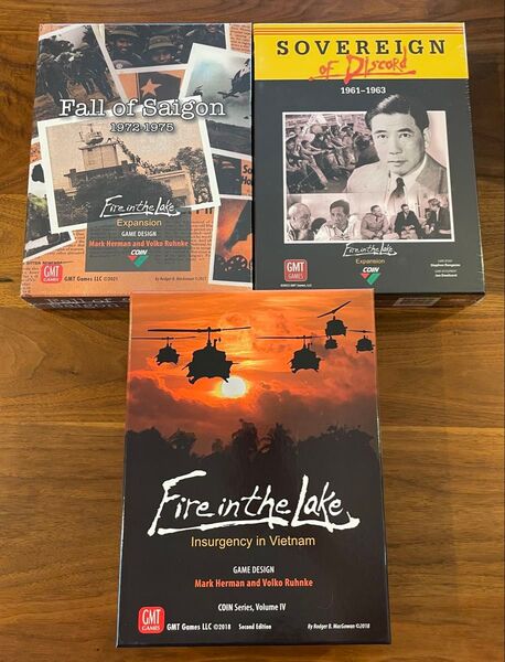 Fire in the Lake ボードゲーム