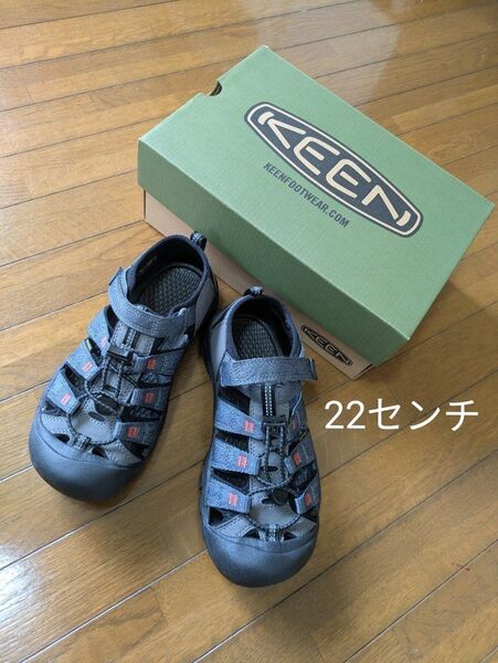 KEEN サンダル 水陸両用 22センチ クーポン 試着のみ レディース キッズ ジュニア ニューポート H2