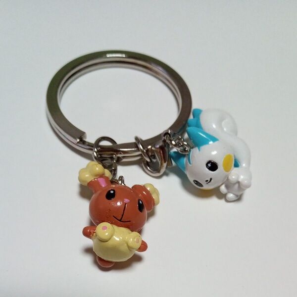 【新品】ポケモン キーホルダー パチリス&ミミロル