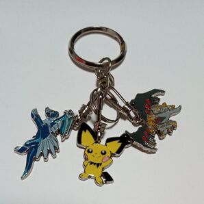 【新品】ポケモン メタルキーホルダー ギザみみピチュー&ディアルガ&ギラティナ
