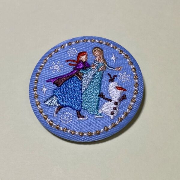 ディズニー刺繍缶バッジ アナと雪の女王