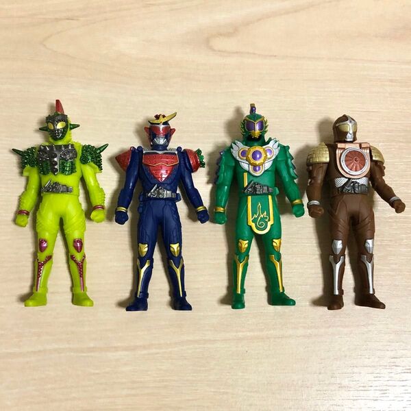仮面ライダー鎧武 ソフビ セット 群雄割拠 ガイム フィギュア 食玩