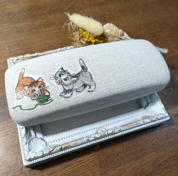 ♪メガネケース 眼鏡ケース ねこ柄 デコパージュ ハンドメイド♪
