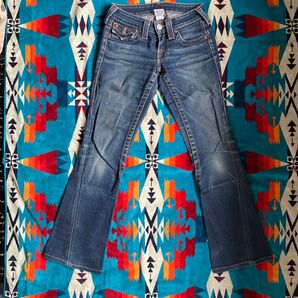 TRUE RELIGION ブーツカットデニム ブルー系 W24インチ 古着