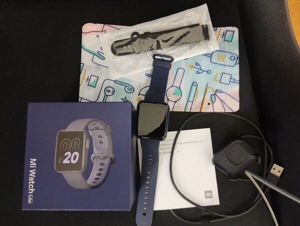 Xiaomi Mi Watch Lite スマートウォッチ (ネイビーブルー)