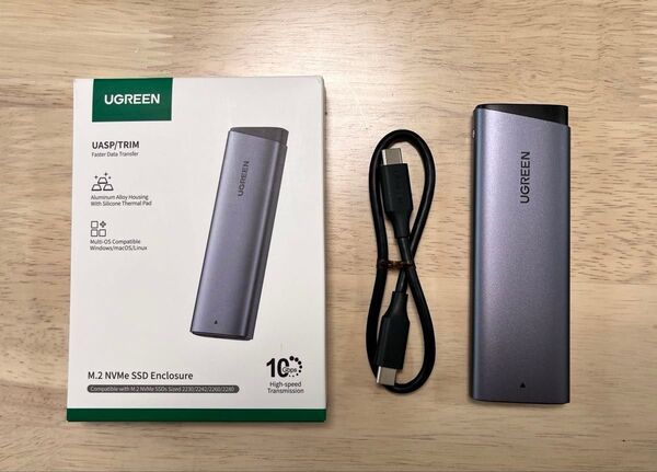 UGREEN M.2 SSD 外付けケース+TOSHIBA(256GB)