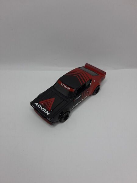 ホットウィール プレミアムコレクターセット アドバンレーシングチームNISSAN SKYLINE 2000GT-R LBWK