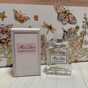 Miss Dior ミス ディオール ブルーミング ブーケ オードゥ トワレ 5ml ミニ香水