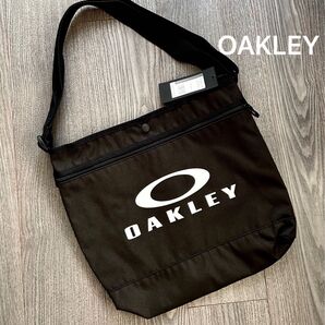 新品 OAKLEY オークリー ショルダーバッグ ゴルフポーチ たすき掛け可能