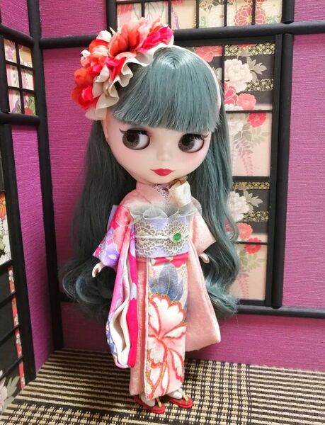 【夢人屋呉服店】 ブライス Blythe アウトフィット 着物 京友禅 正絹 パール付きストール お着物セット