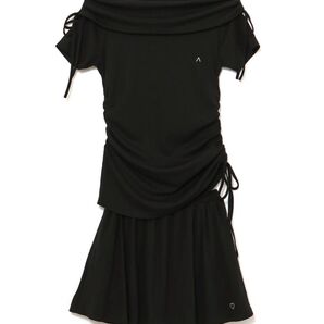 andmary Riny offshoulder set up black