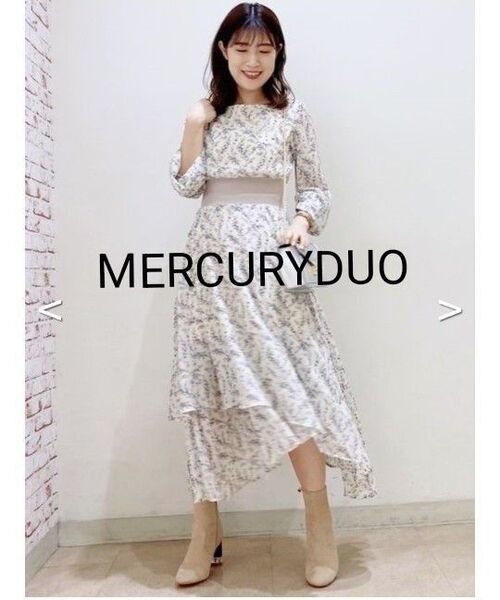 美品 MERCURYDUOマーキュリーデュオ フラワーウエストリブ切替イレヘムワンピース 定価13200 アシンメトリー フリー