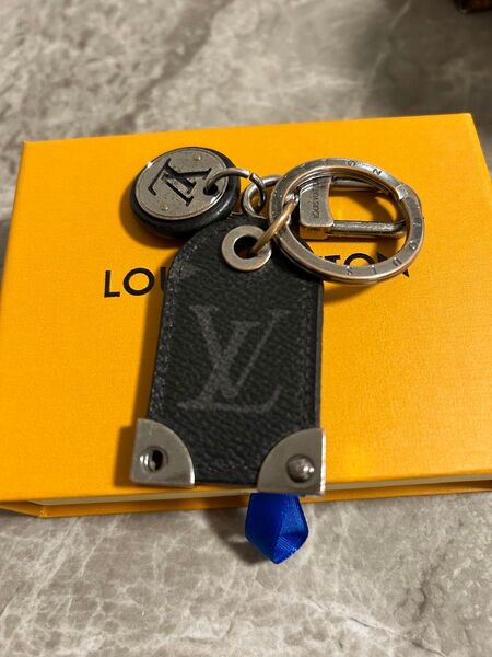 ルイヴィトン キーリング 3年使用 LOUIS VUITTON キーリング