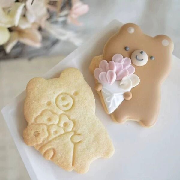 【新品】くまさん花束クッキー型、お祝い 可愛 手作り お菓子 焼き菓子 内祝い 引出物 クッキー 食品サンプル ビスケット
