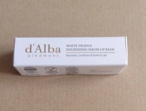 dAlba ナリシング セラムリップバーム 3.6g ダルバ