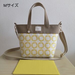 ショルダートートバッグ Mサイズ 【リースミモザ柄】ハンドメイド
