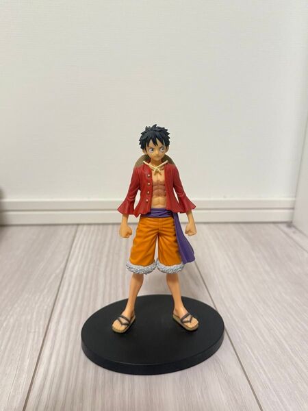 ワンピース「ルフィ」フィギュア
