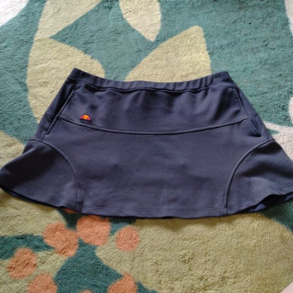ellesse テニススコート グレー M