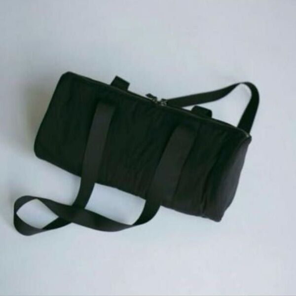 HER. ノベルティ 非売品 ロゴ入りドラムバッグ BAG ブラック 新品未開封 レア ハンドバッグ