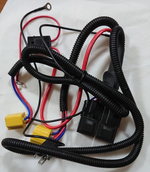 H4リレーハーネス LED対応 汎用 フォグ配線 リレーハーネス フォグランプリレー ハーネス ソケット 12V 増設 (H4)