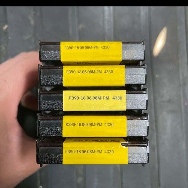 サンドビック R390-1806M-PM 4330 新品未使用 50枚 5ケース
