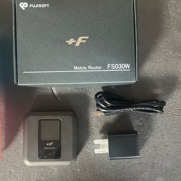 FS030W