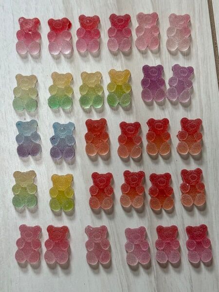 ハリボー グミ ネイルパーツ デコパーツ 3Dパーツ くま お菓子 黄色 緑 赤 ピンク 紫 水色 青 透明 白 ギャル