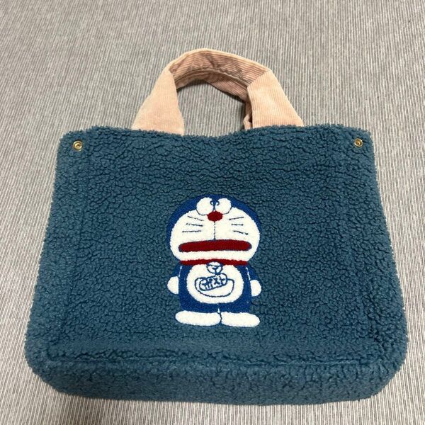 ドラえもんボアトートバッグ