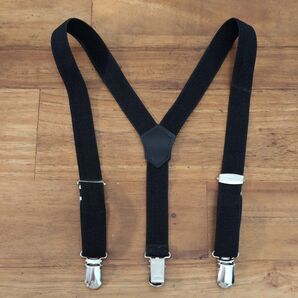 ブラック 子供用サスペンダー キッズサスペンダー 調節可能 黒 新品 Y字サスペンダー