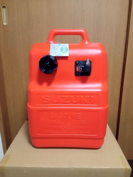スズキ 船外機 燃料タンク 25L 中古美品 SUZUKI ガソリンタンク