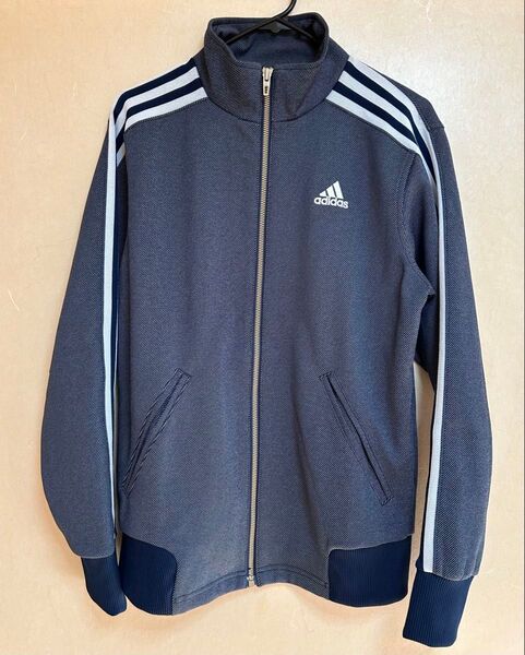 アディダス adidas トラックジャケット デニム風 ネイビー S