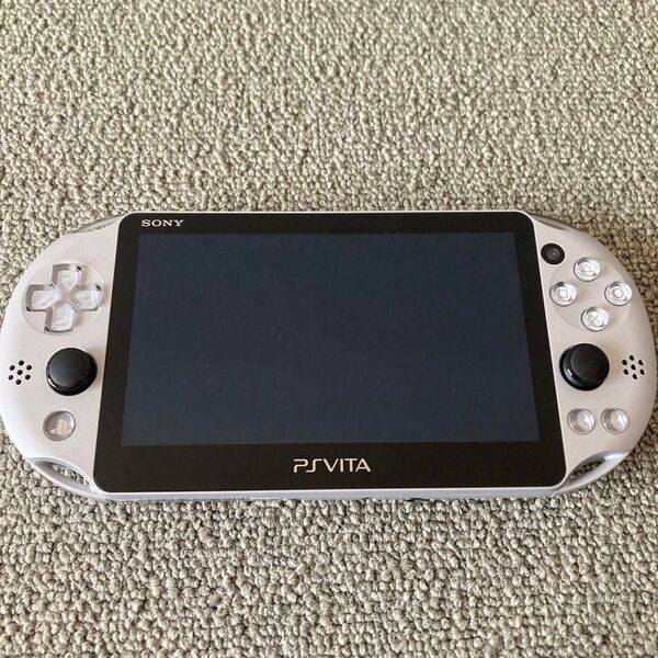 SONY Vita PCH-2000 シルバー